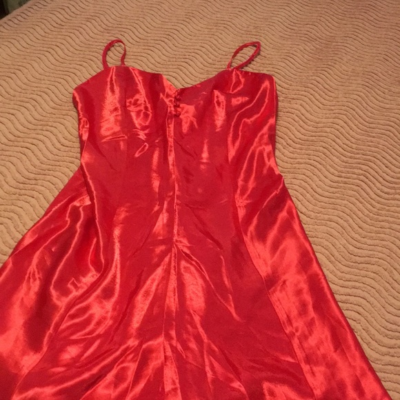 Victoria,s Secret short nightgown dark pink NWOT - Picture 2 of 6